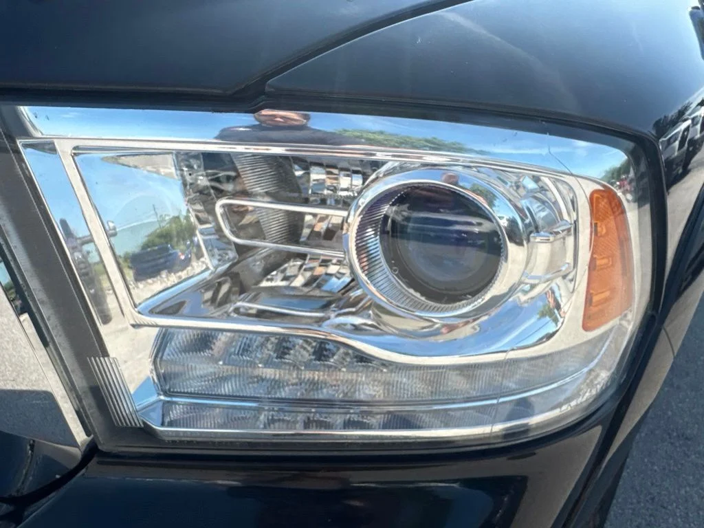 Certified Used 2018 Brilliant Black Crystal Pearlcoat Ram Laramie image 52