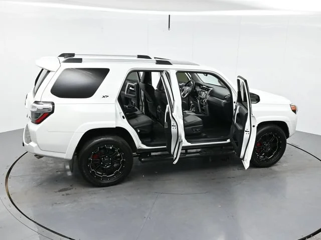 Used 2019 Super White Toyota SR5 image 43