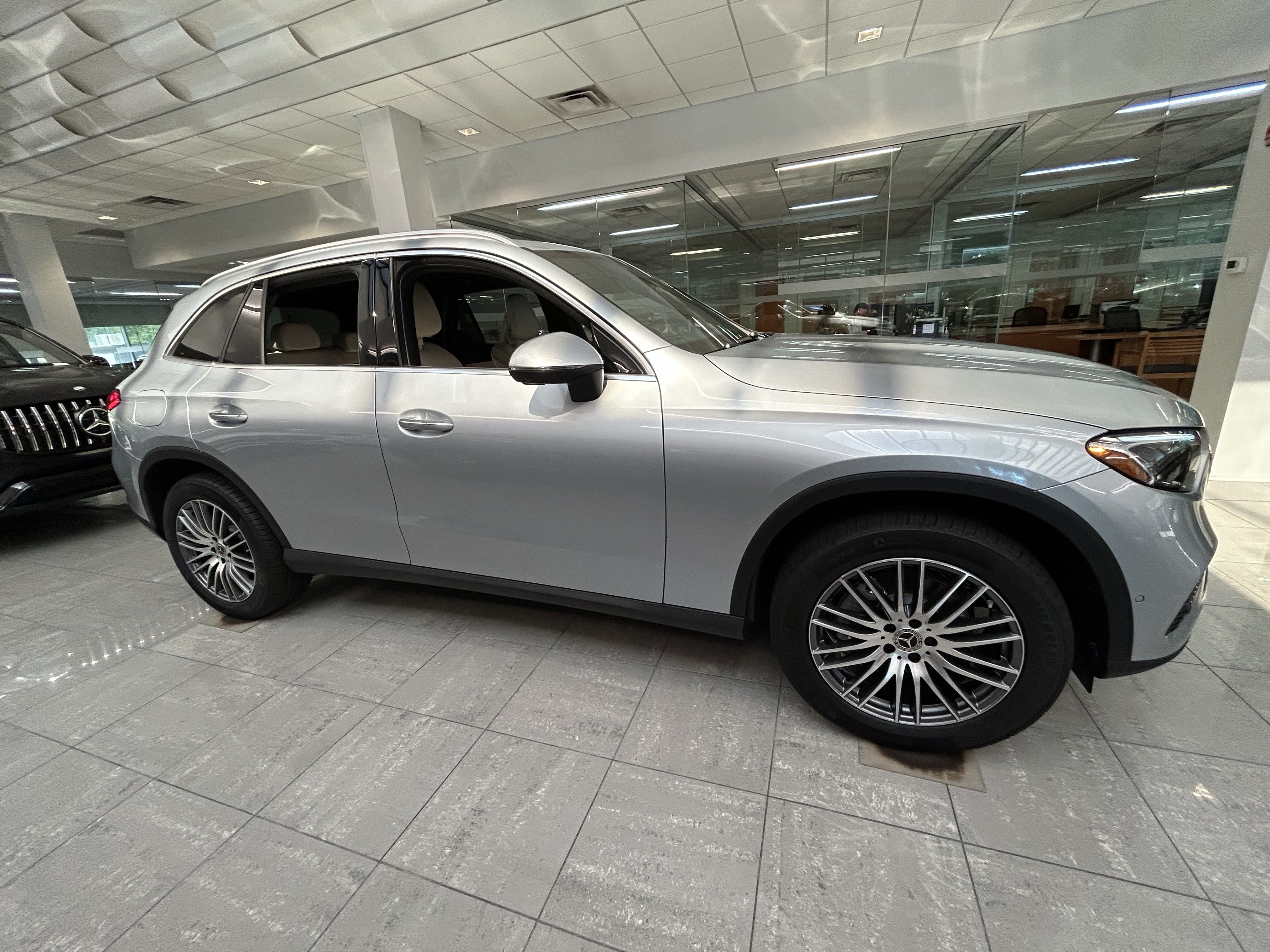 Certified Used 2026 Cirrus Silver Metallic Mercedes-Benz GLC 300 4MATIC® SUV image 5