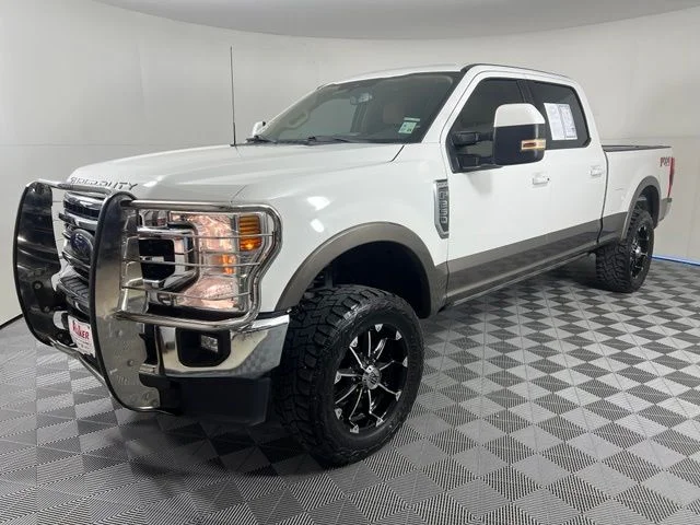Used 2022 White Ford Lariat image 3