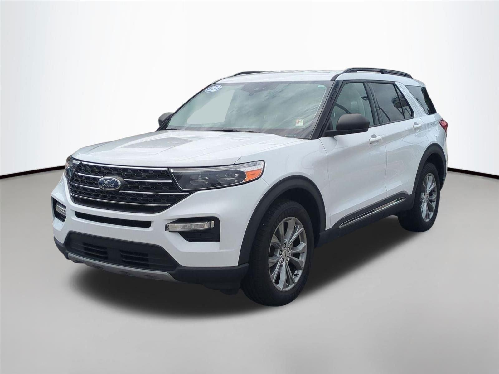 2022 Ford Explorer XLT 4WD's photo