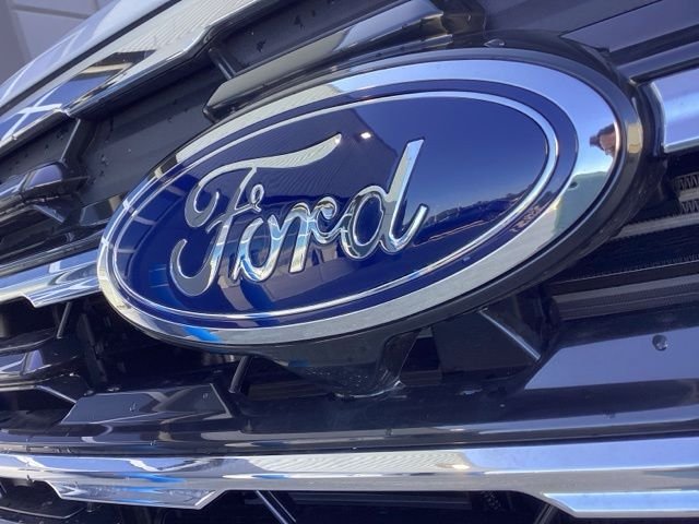 New 2026 Space White Metallic Ford Active image 4