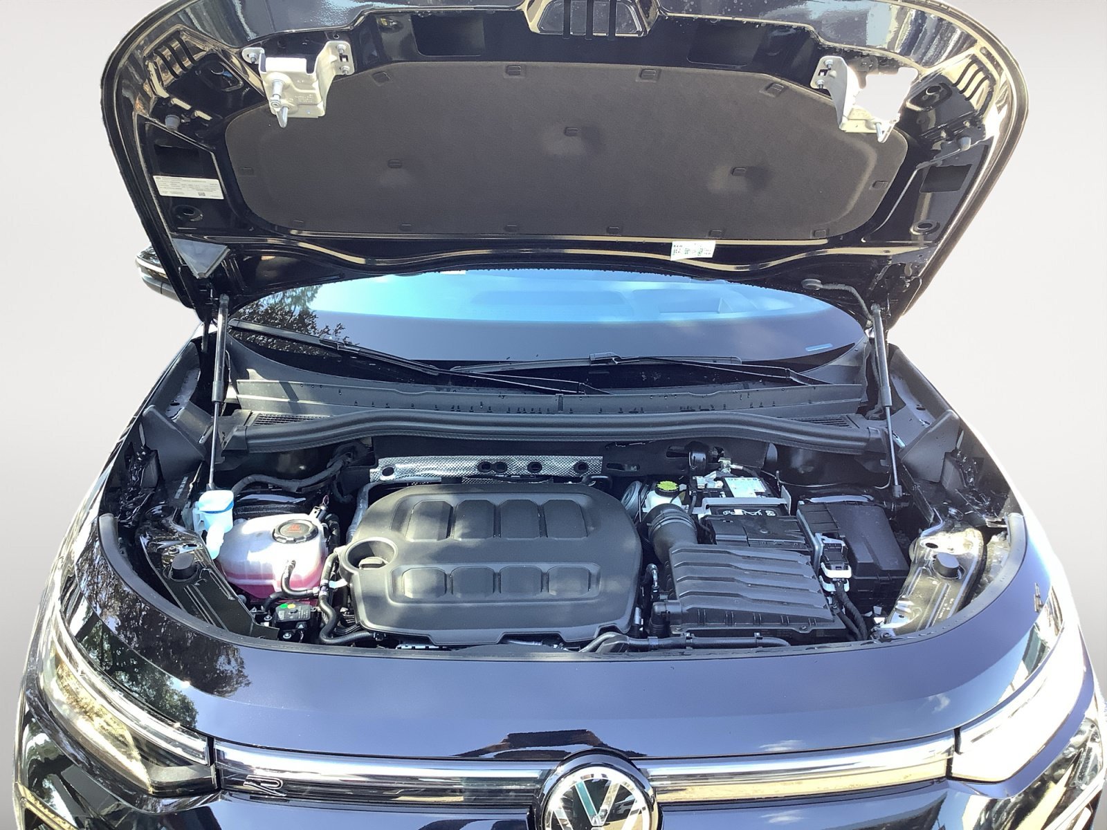 New 2026 DEEP BLACK Volkswagen SEL R-Line Turbo image 12