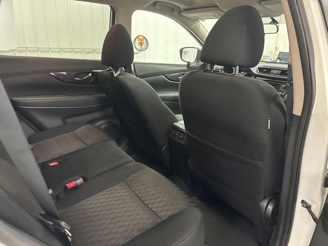 2018 Nissan Rogue SV - Photo 23