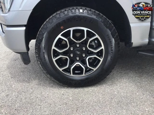 Certified Used 2023 Gray Ford XLT image 26