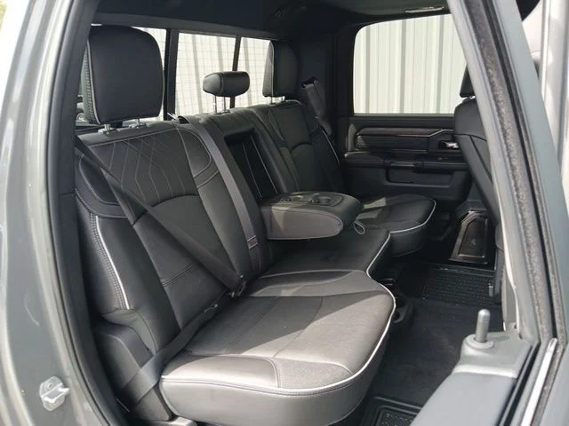 New 2026 Ceramic Gray Clear-Coat Exterior Paint RAM Limited image 31