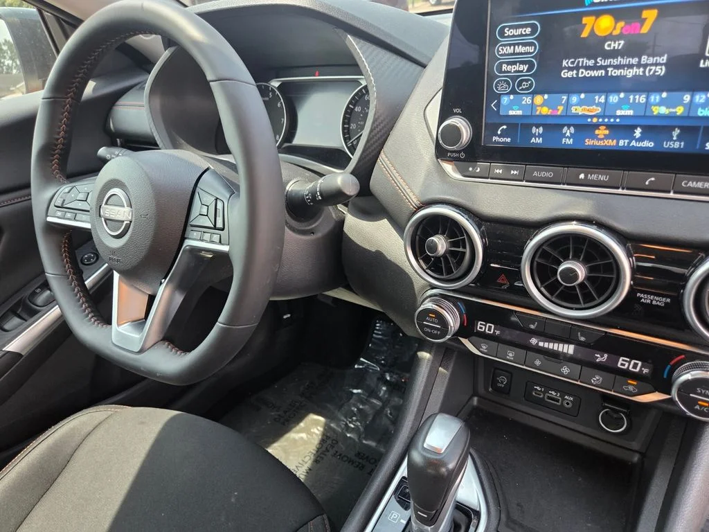 Used 2025 Orange Nissan SR image 31