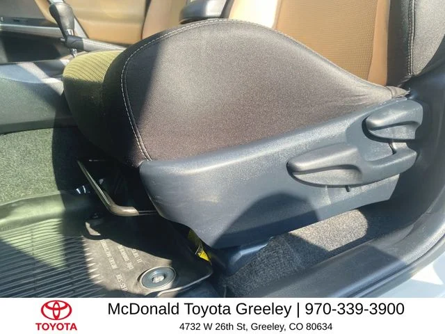 Used 2017 White Toyota XLE image 12