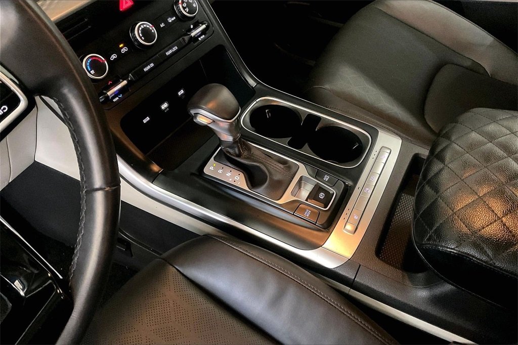 2024 KIA CARNIVAL - Image 16