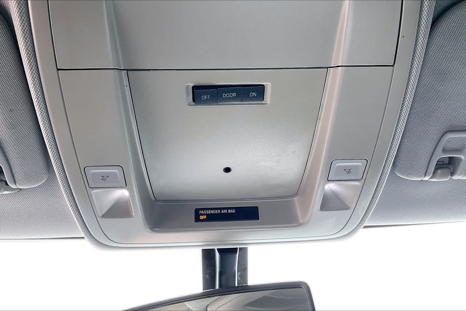 Used 2015 Slate Grey Metallic Chevrolet LT image 32