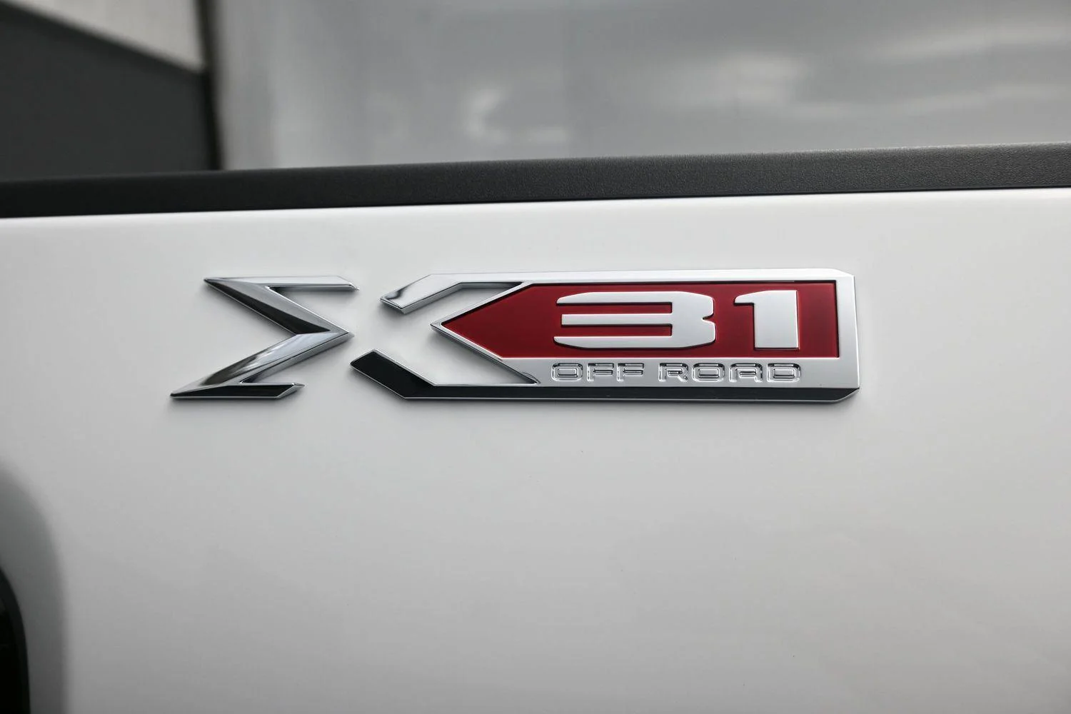 New 2026 Summit White GMC SLT image 17