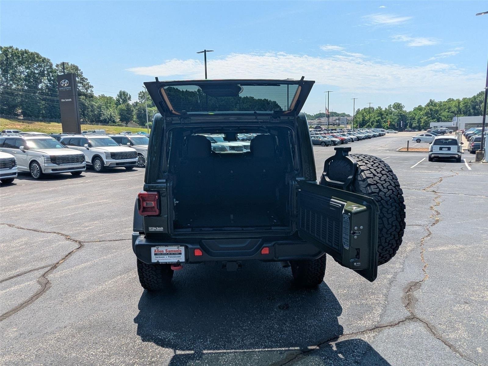 Used 2024 Sarge Green Clearcoat Jeep Rubicon image 5
