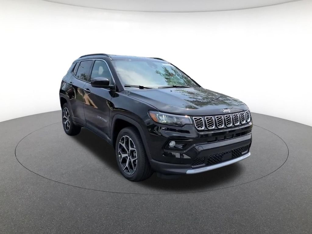 New 2026 Diamond Black Crystal Pearl-Coat Exterior Paint Jeep Limited image 2