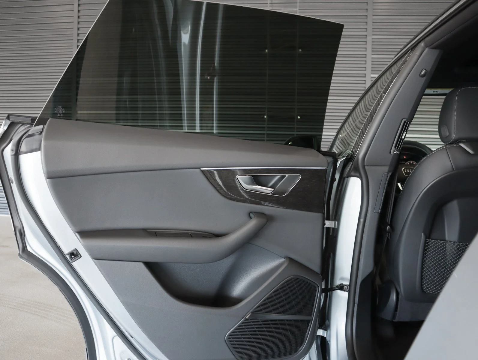 2027 Audi Q8 Premium - Photo 26