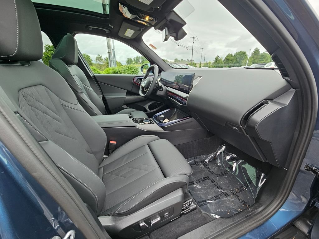 Used 2025 Arctic Race Blue metallic BMW 30 xDrive image 14