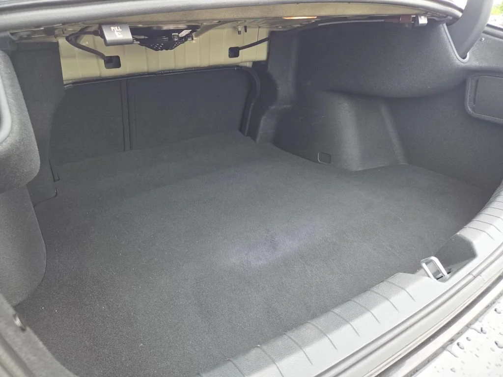 Used 2025 Aurora Black Pearl Kia GT-Line image 30