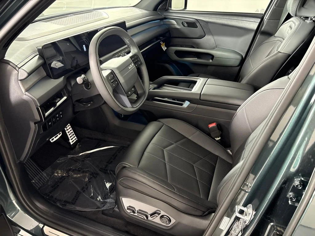 New 2027 Black Jade Green Kia X-LINE SX image 32