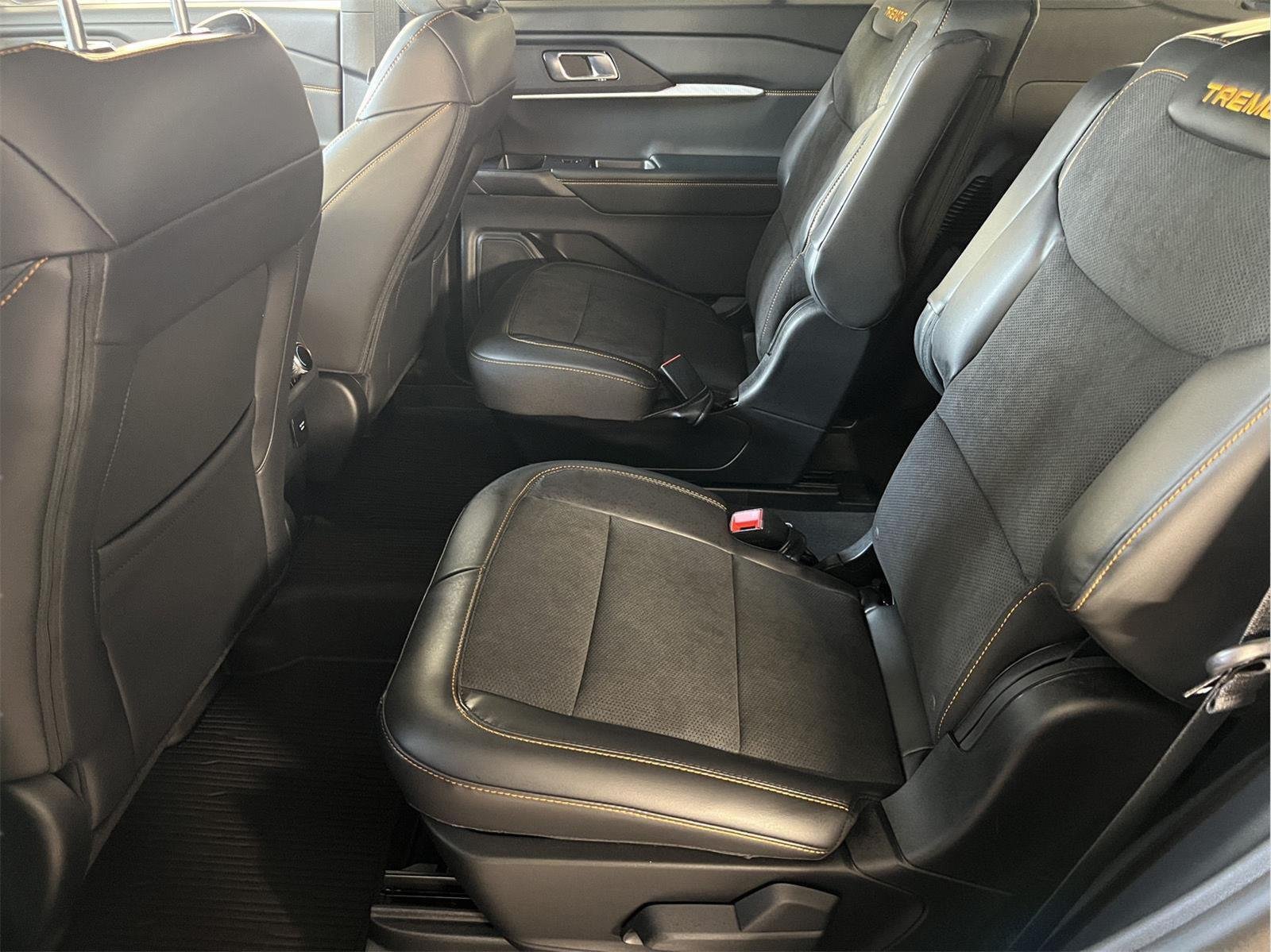Used 2026 Marsh Gray Ford Tremor® image 8