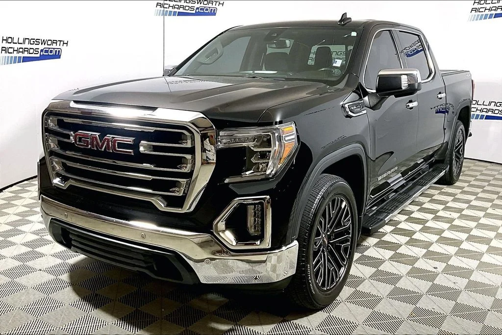 2022 GMC Sierra 4WD Crew Cab Short Box SLT's photo