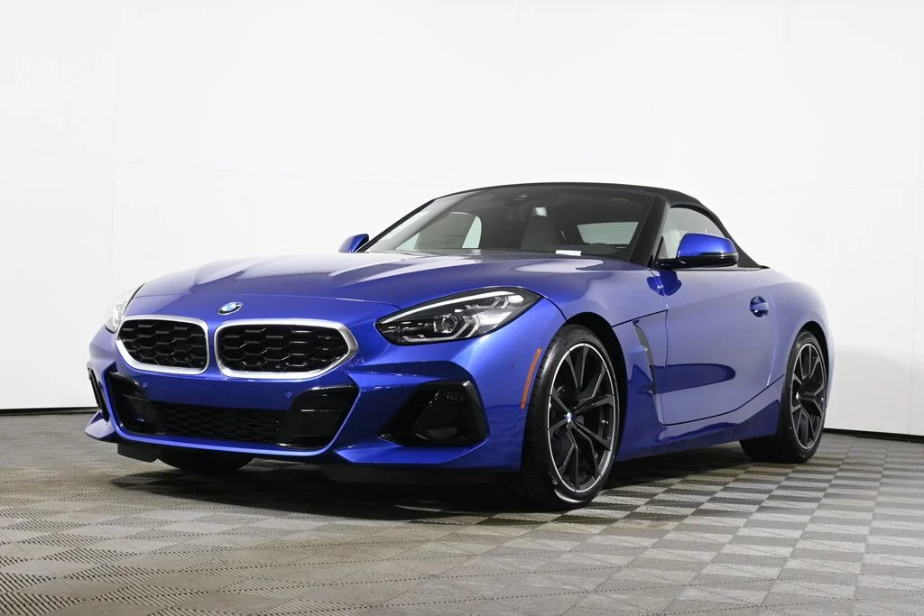 New 2026 Blue BMW sDrive30i image 11