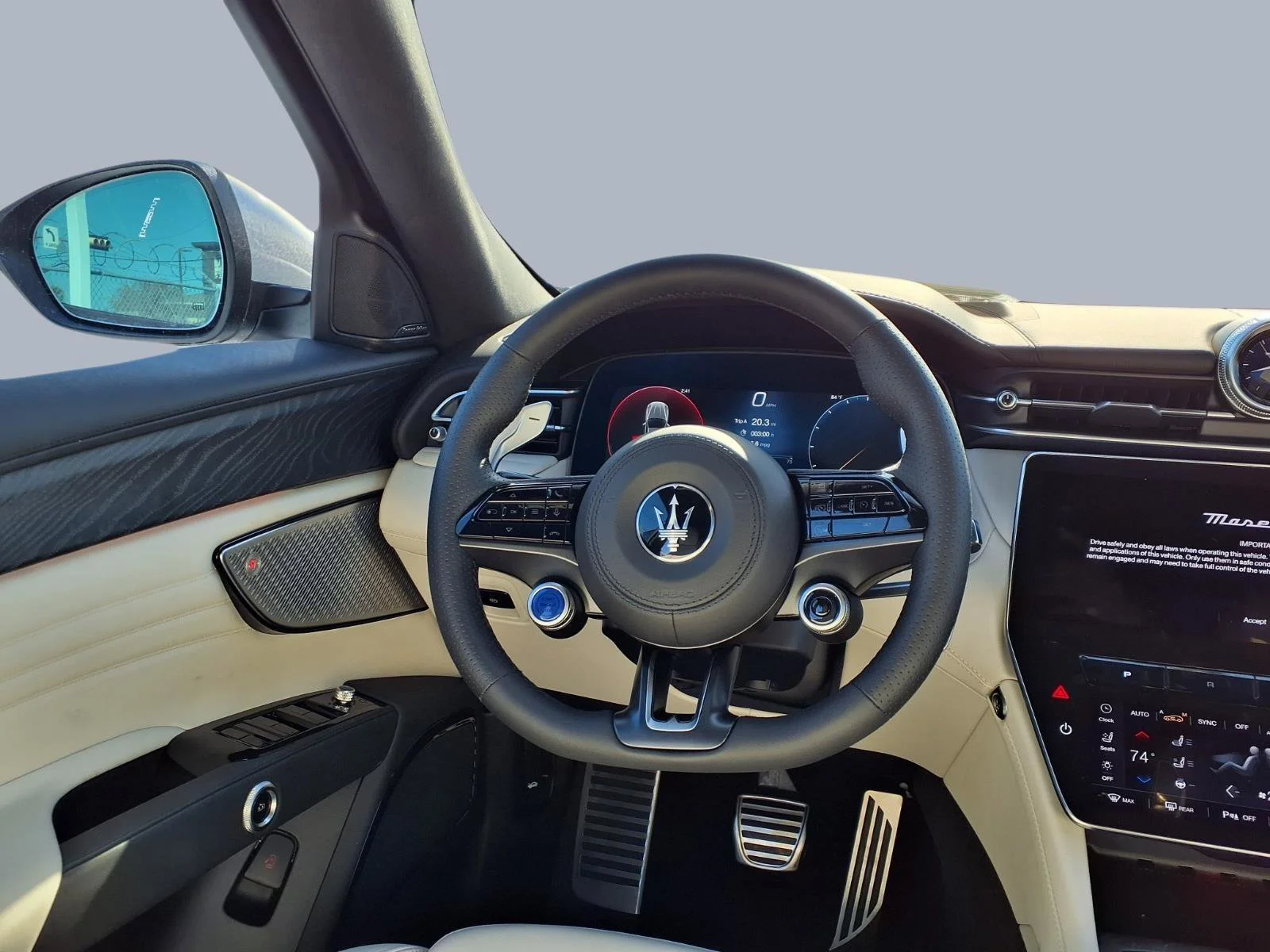 2026 Maserati Grecale Modena V6 - Photo 12
