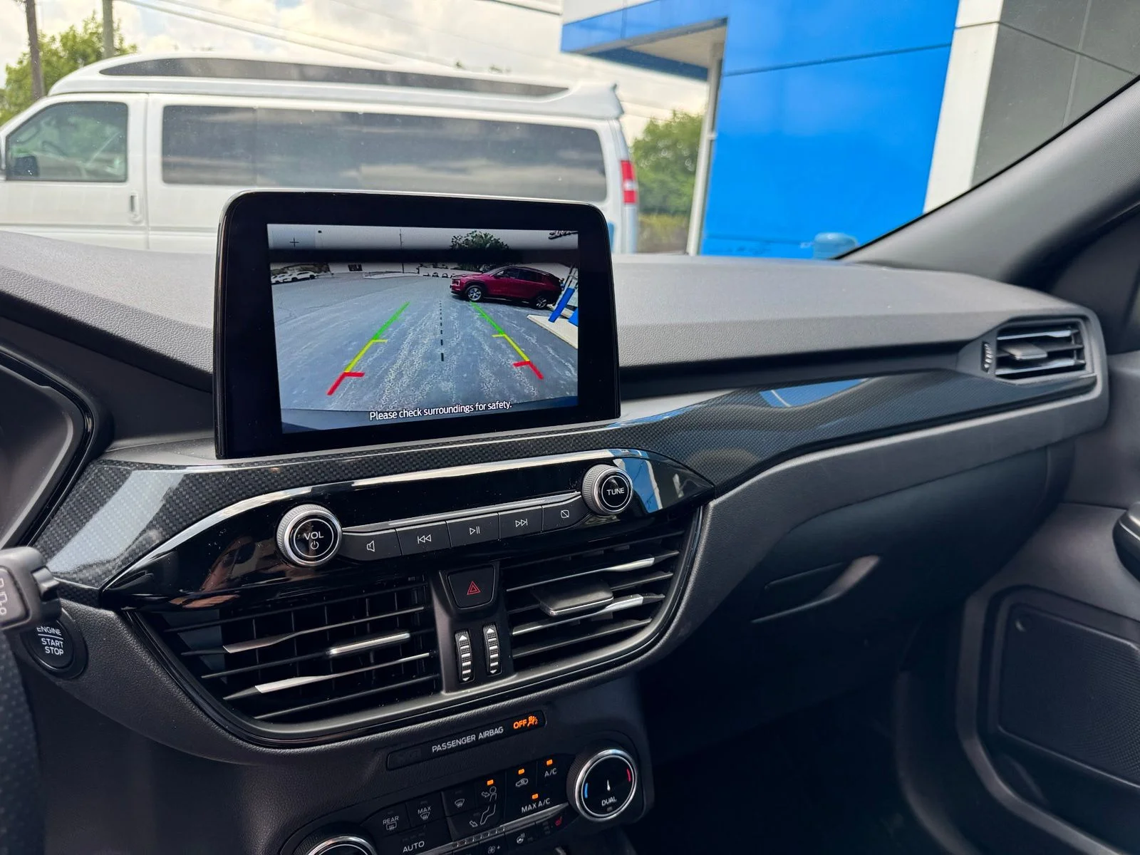 2025 Ford Escape ST-Line Select - Photo 14