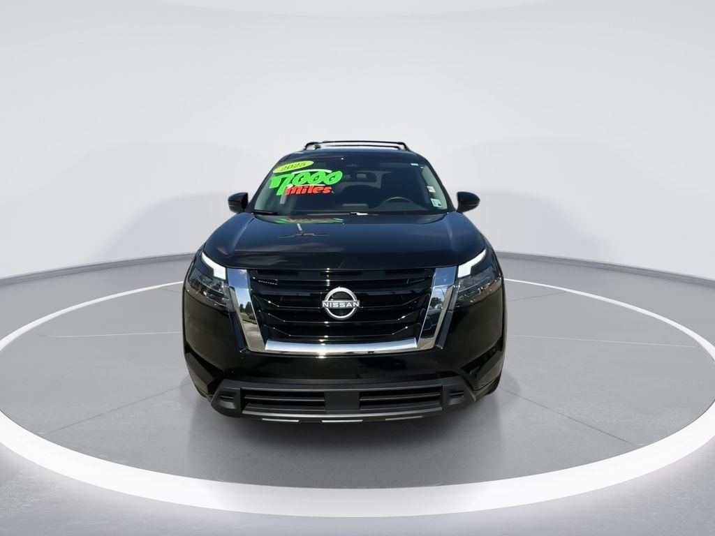 Used 2025 Black Nissan SV image 3