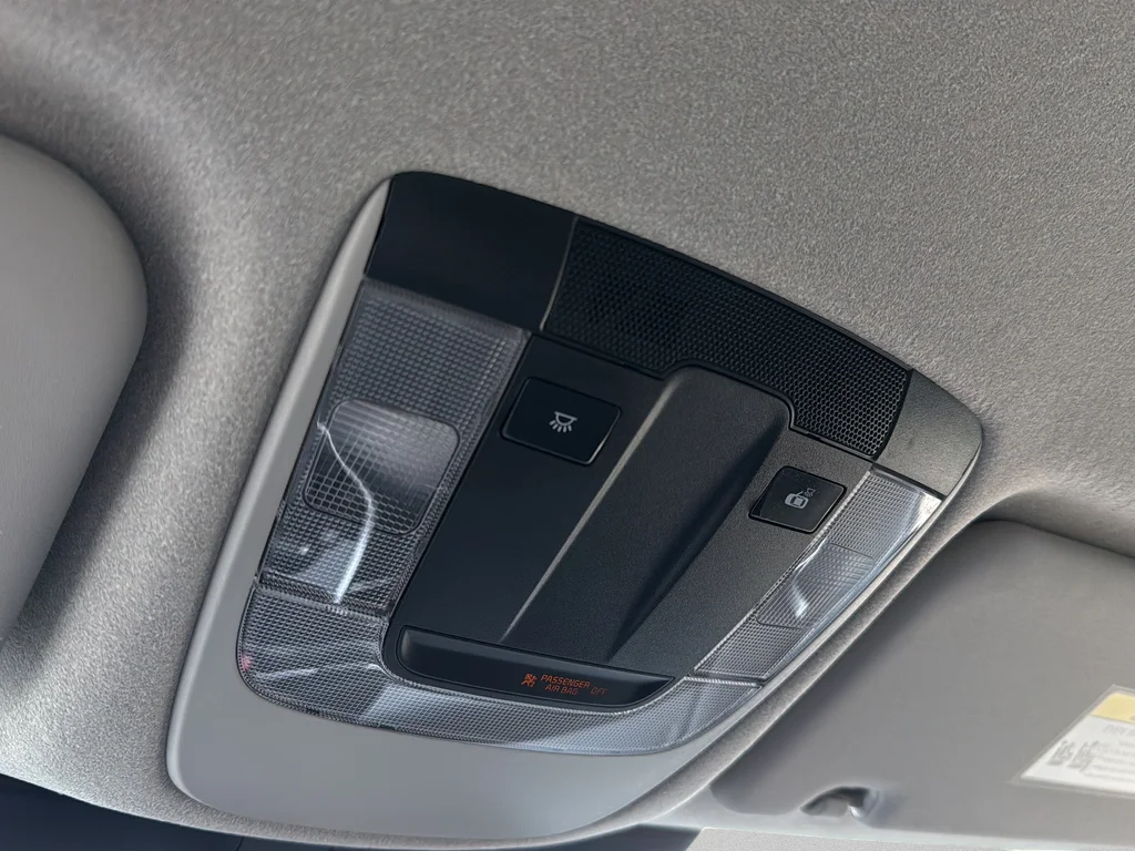 Used 2023 Black Kia LX image 18