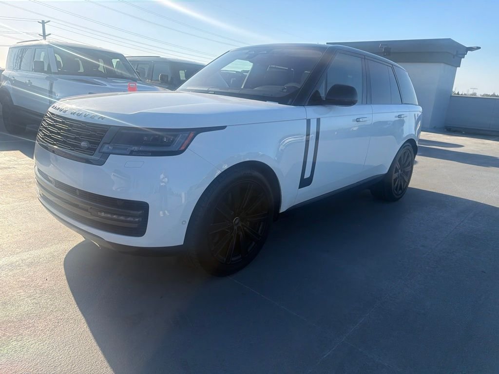 2023 Land Rover Range Rover SE AWD photo