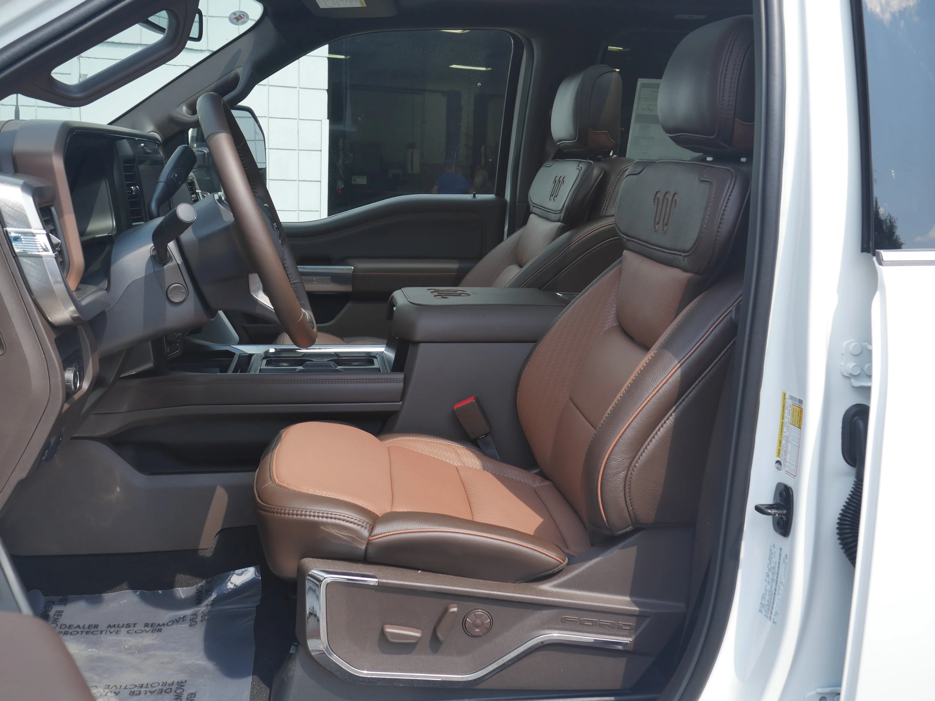 New 2026 STAR WHITE Ford King Ranch image 3