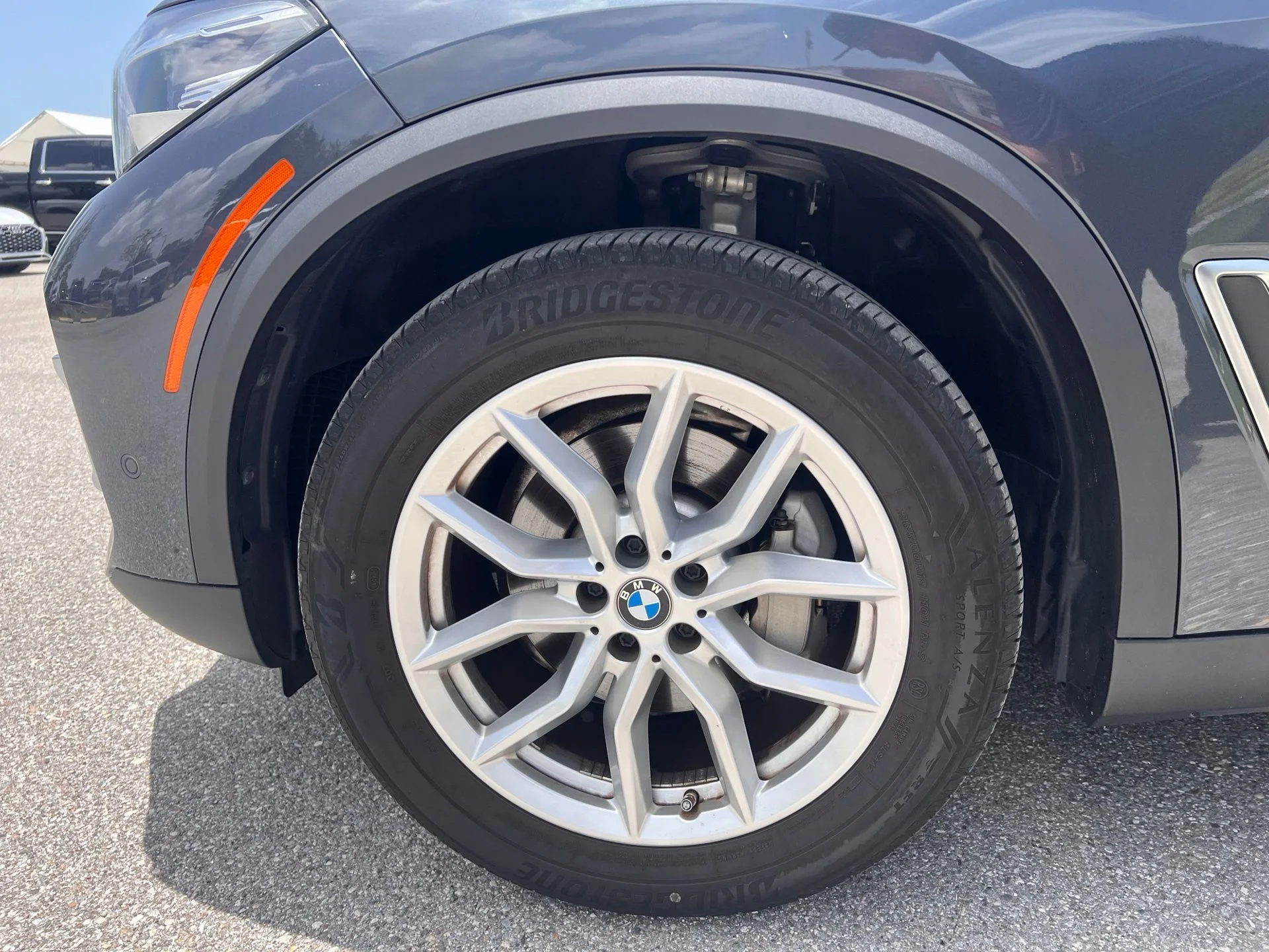 Certified Used 2022 Gray BMW sDrive40i image 10