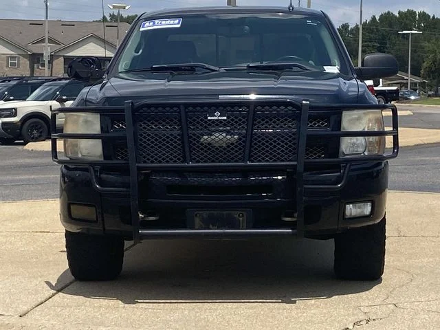 Used 2009 Black Chevrolet LT image 7