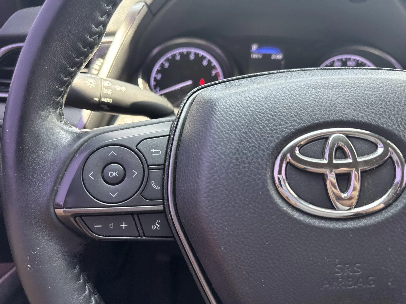 Used 2021 Super White Toyota SE Nightshade image 21