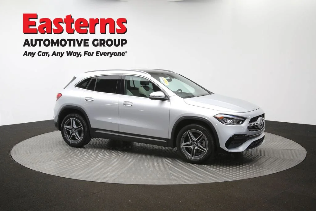 Used 2022 Silver Mercedes-Benz GLA 250 image 49