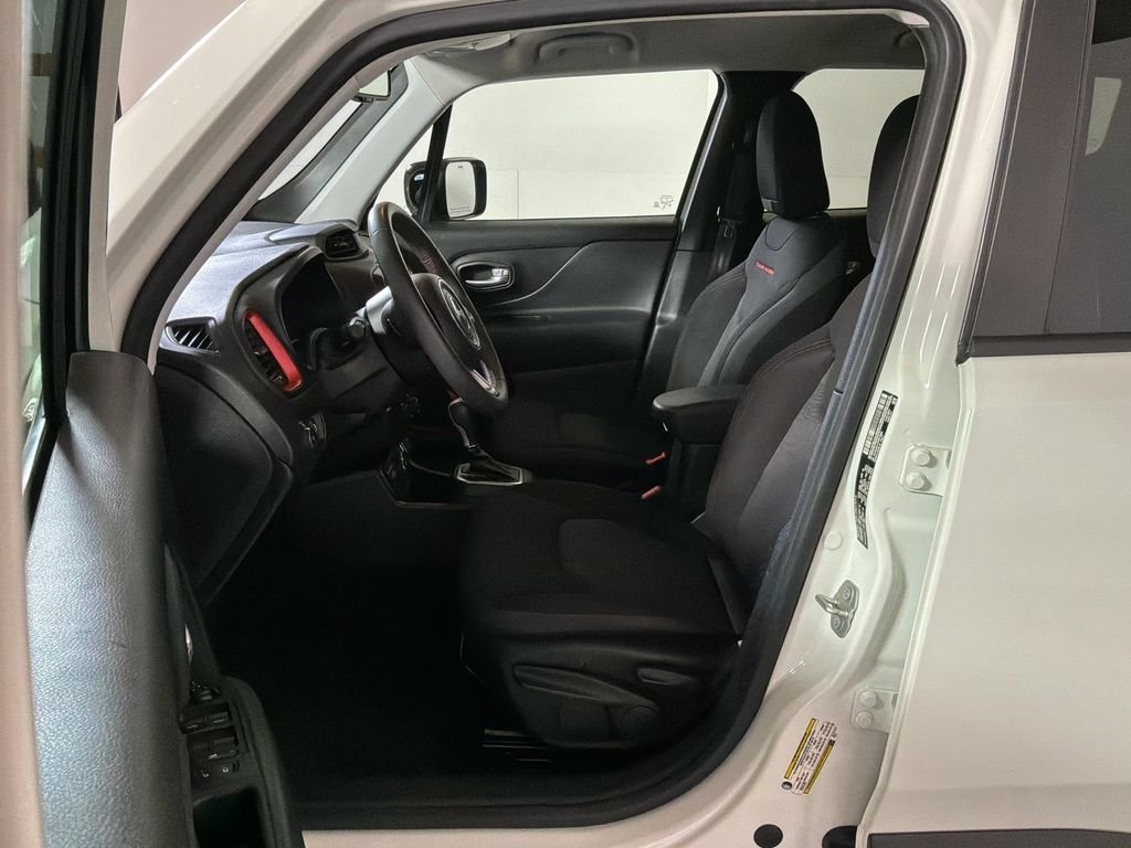Certified Used 2023 White Jeep Trailhawk image 14