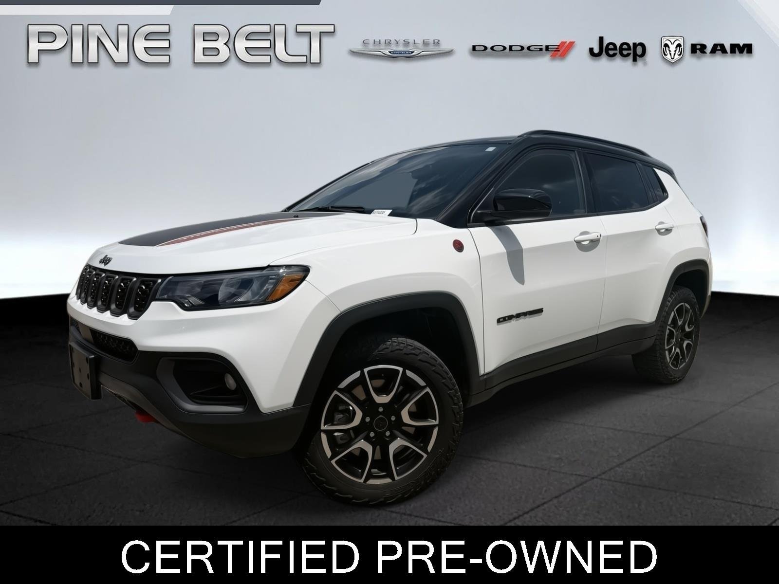 Used 2025 Bright White Clearcoat Jeep Trailhawk image 1