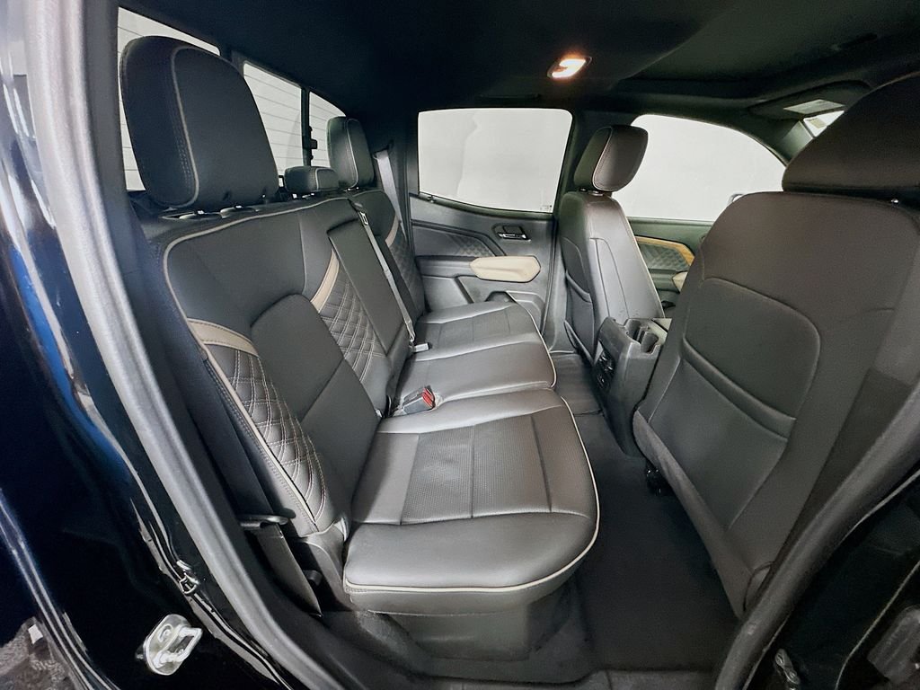 Used 2025 Black GMC Denali image 28