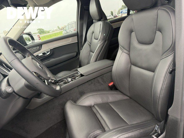 Used 2026 Gray Metallic Volvo Ultra Dark Theme image 12