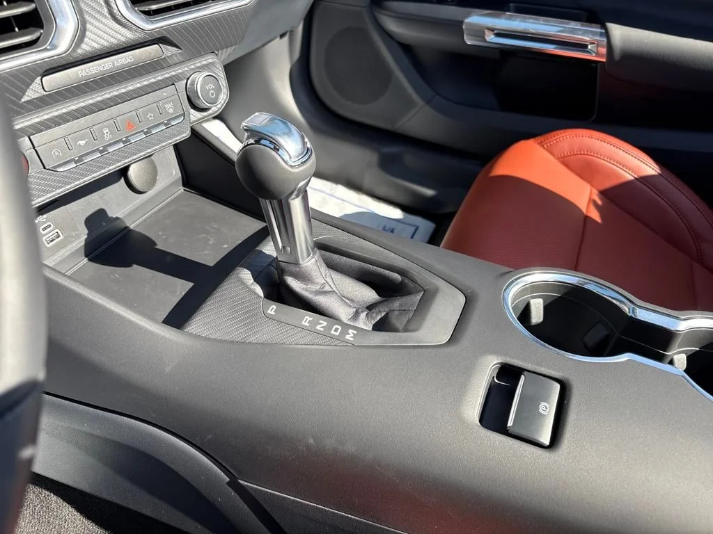 New 2025 Oxford White Ford GT Premium Convertible image 21