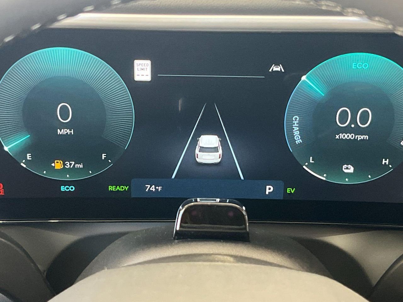New 2026 Gray Hyundai SEL Premium 8P image 23