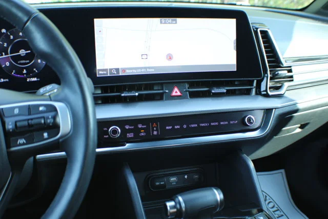 Used 2023 Wolf Gray Kia SX-Prestige image 10