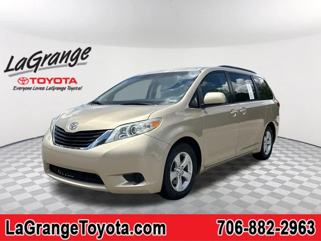 2011 Toyota Sienna LE 8-Passenger