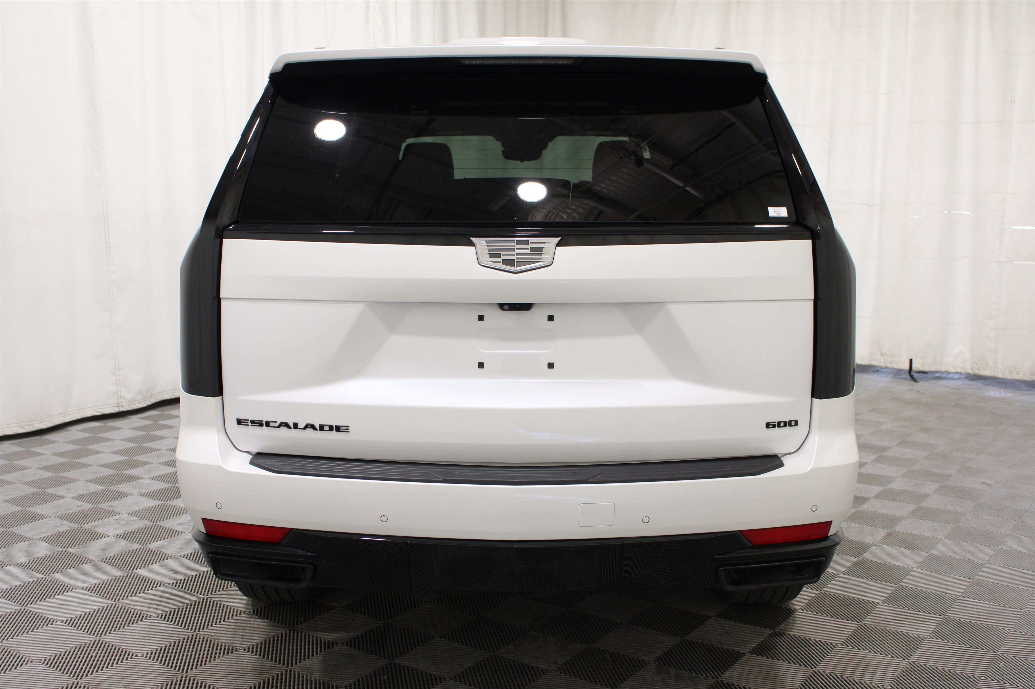 Used 2024 Crystal White Tricoat Cadillac 4WD Sport image 36