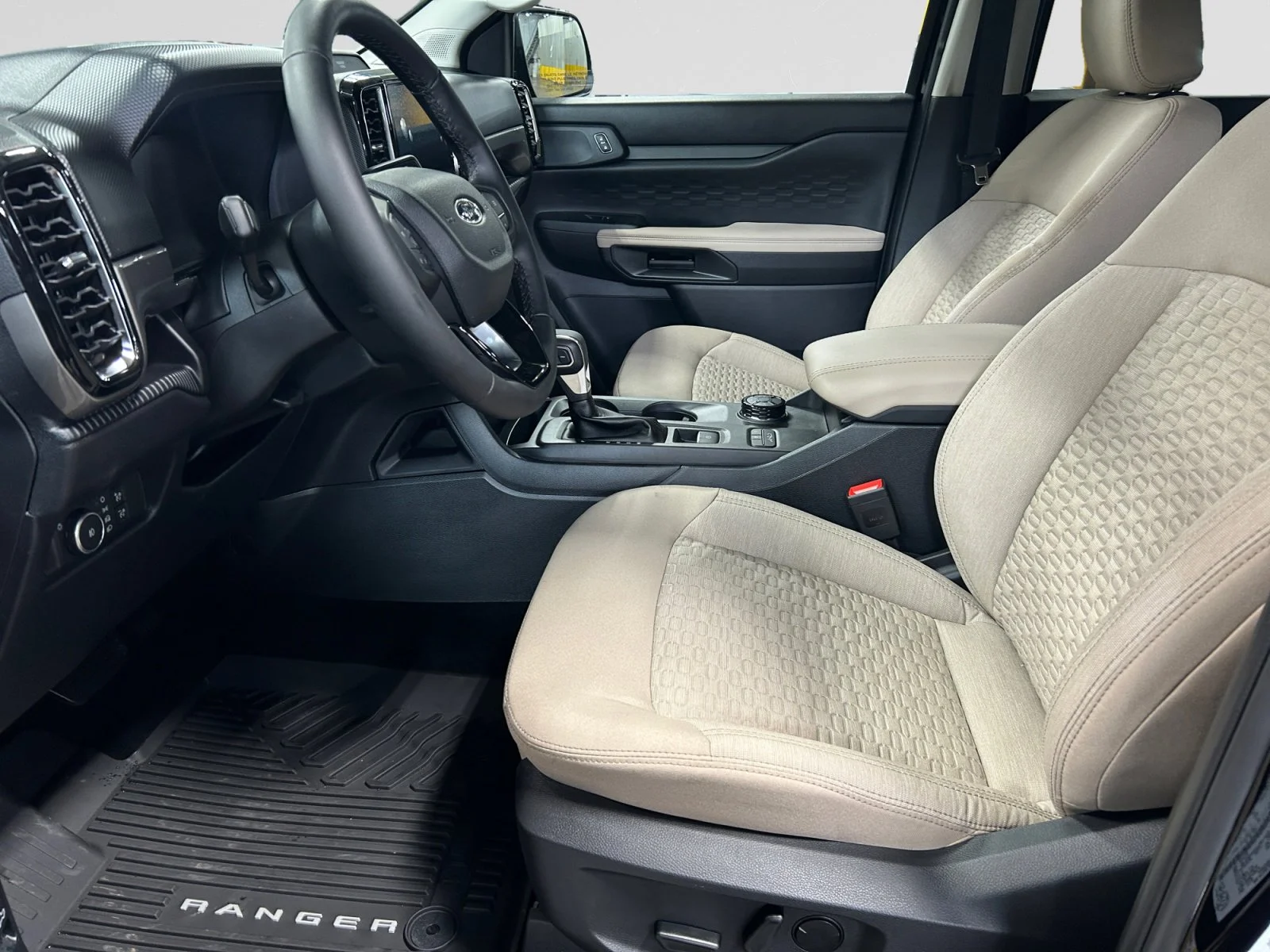 New 2026 Shadow Black Ford XLT image 13