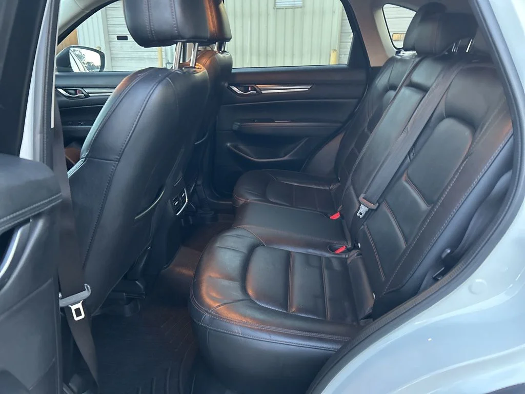 Used 2018 White Mazda Grand Touring image 21