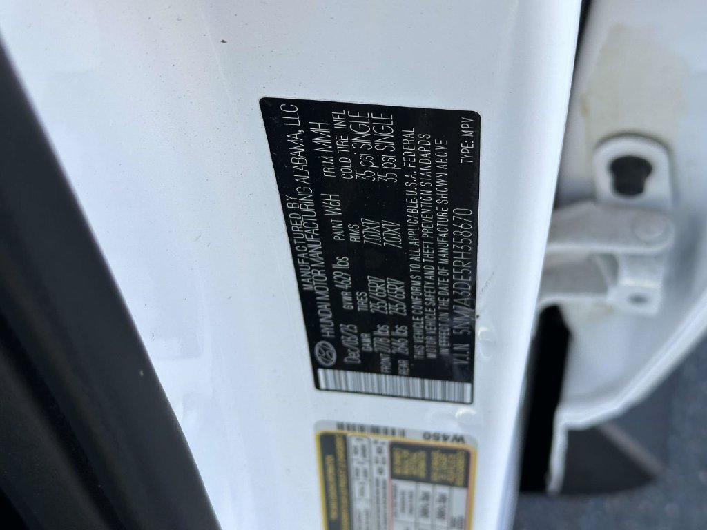Certified Used 2024 White Pearl Hyundai SE image 39