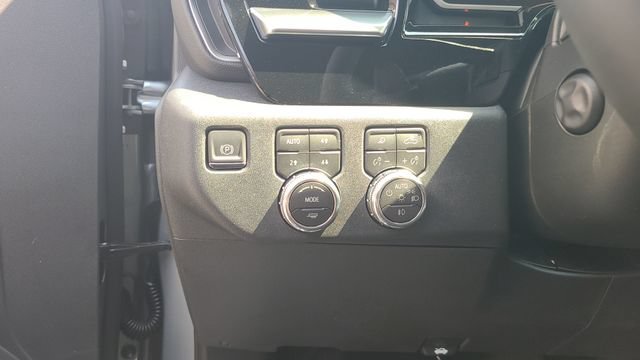 2026 GMC Sierra 1500 SLT - Photo 12