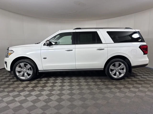 Used 2024 Star White Metallic Tri-Coat Ford King Ranch image 7