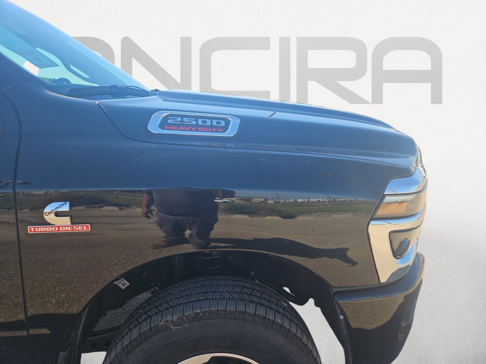 2025 RAM 2500 Laramie - Photo 6