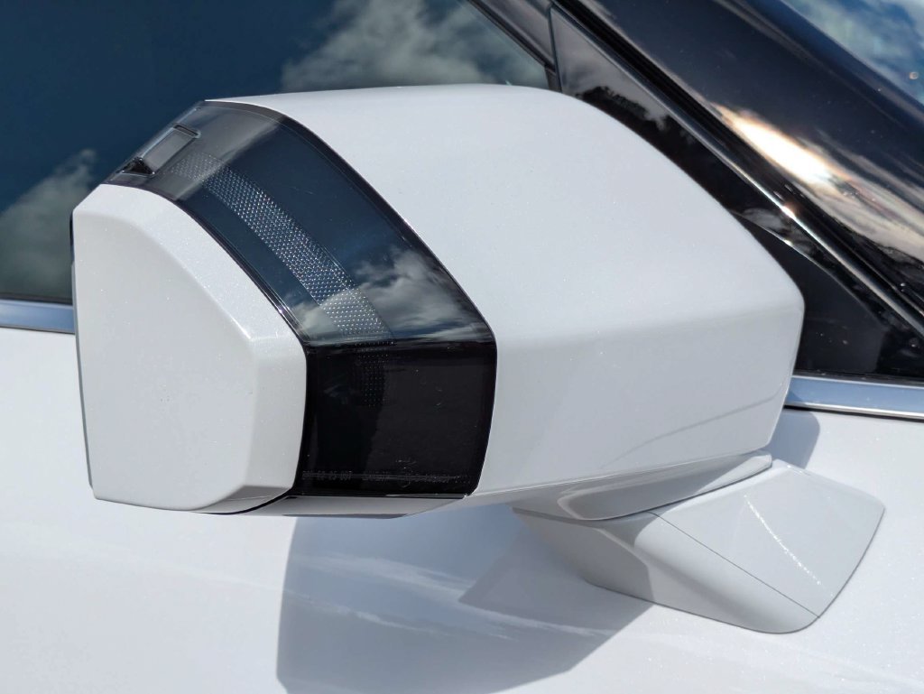 New 2027 Glacial White Pearl Kia EX image 12